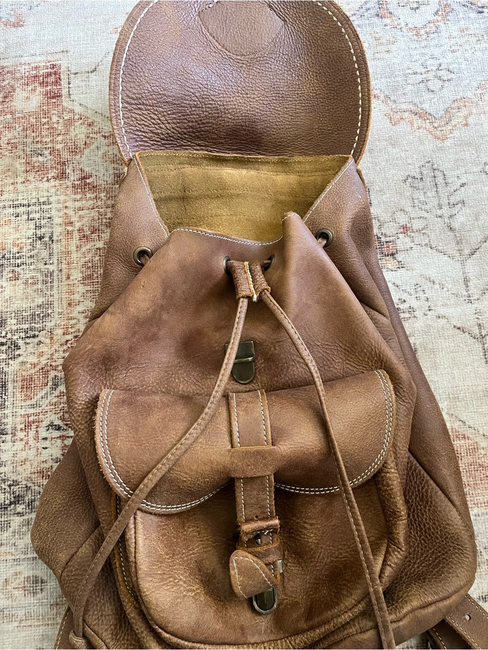 Vintage Roots Leather Backpack - Picture 4 of 7